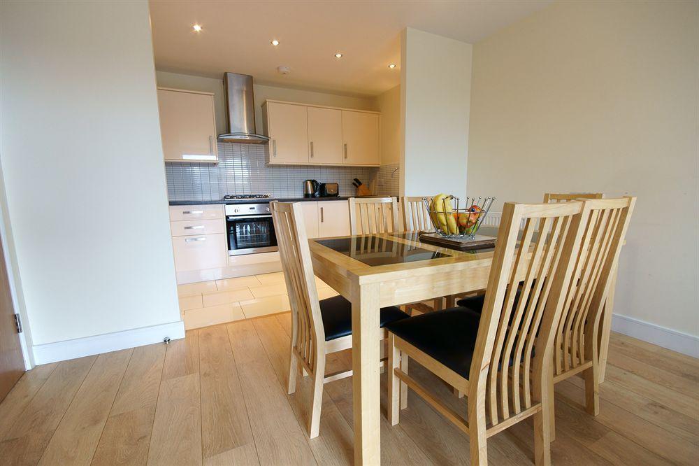 Lodge Drive Serviced Apartments Enfield Exterior foto
