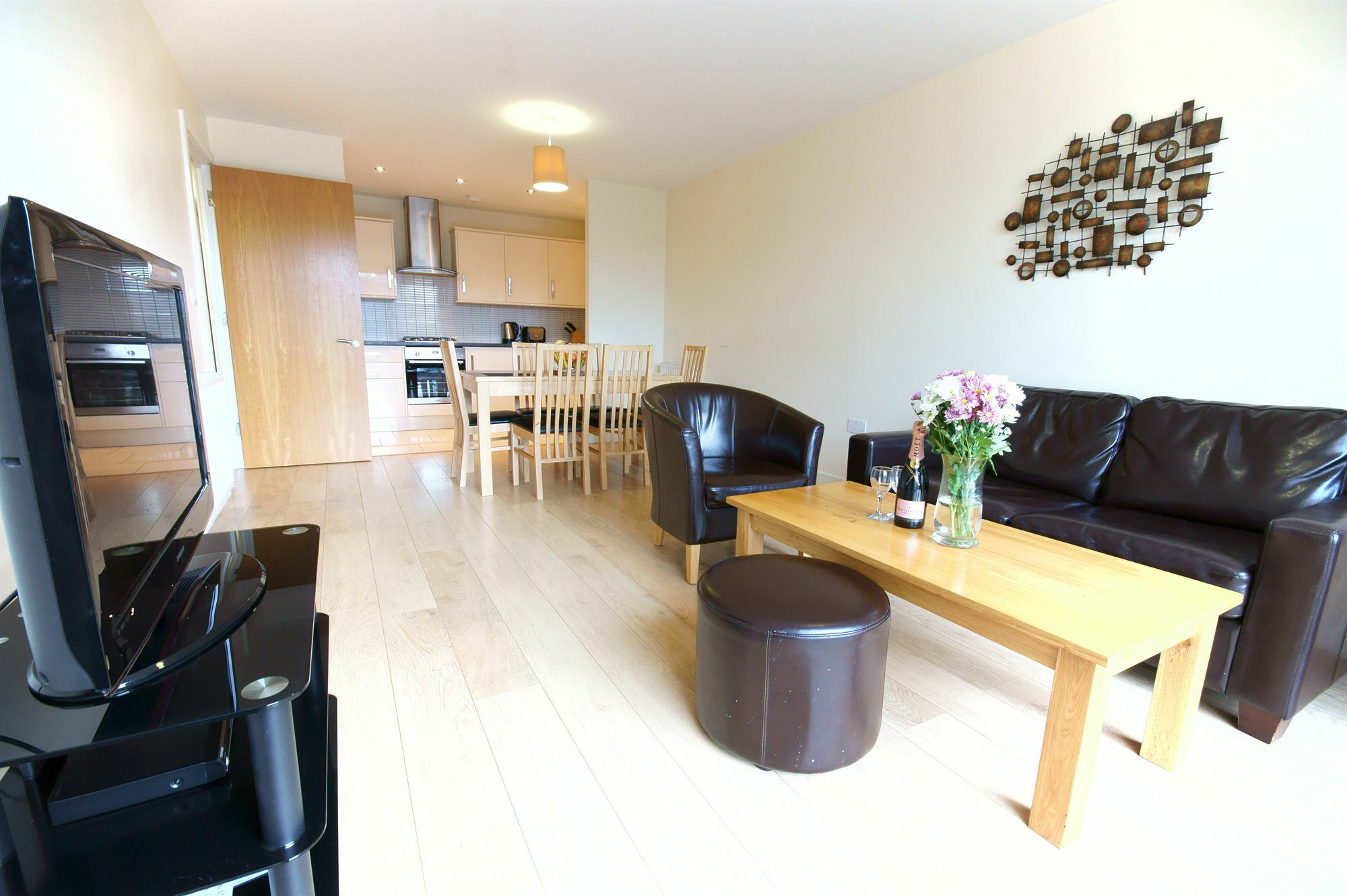 Lodge Drive Serviced Apartments Enfield Exterior foto