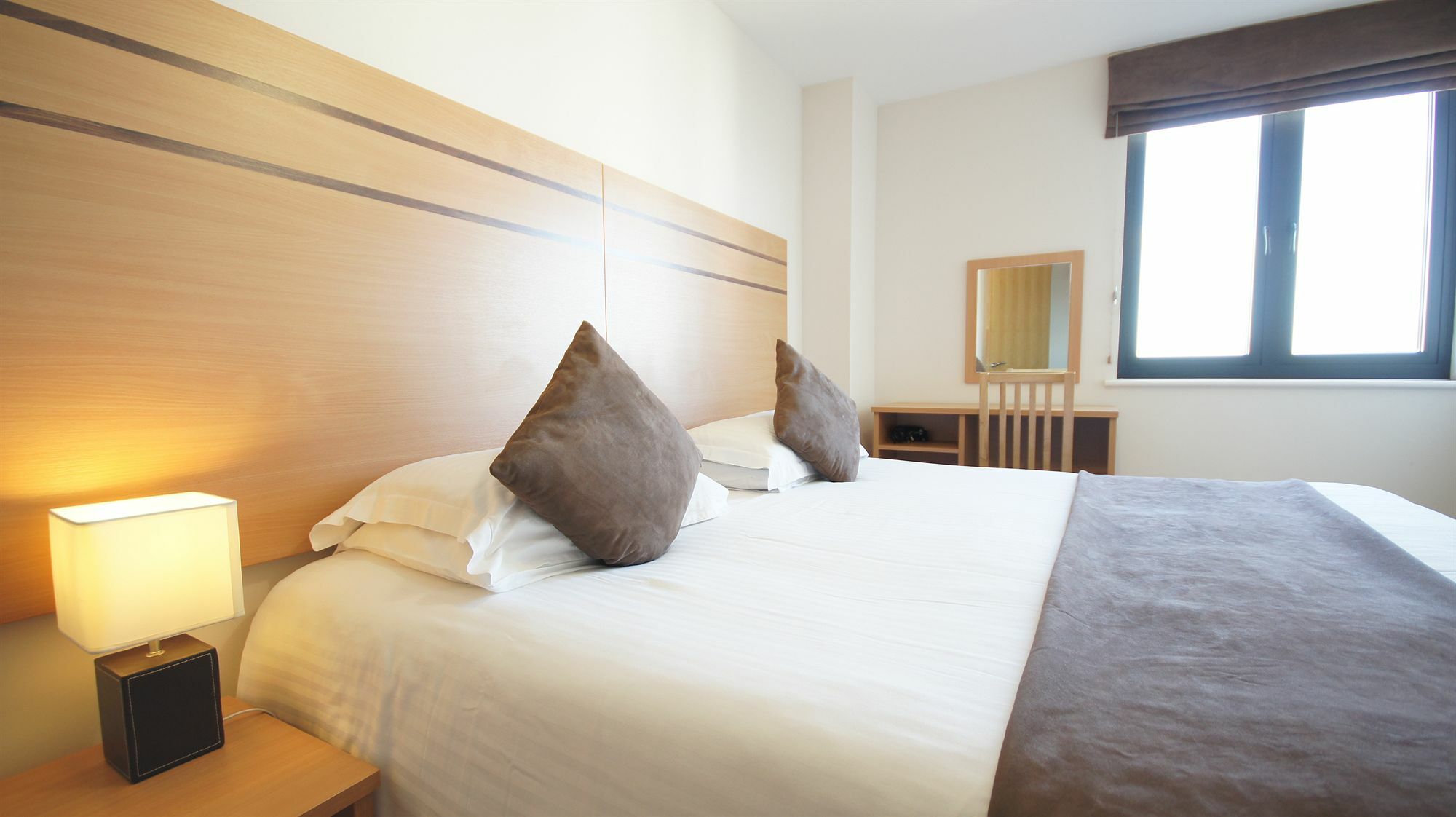 Lodge Drive Serviced Apartments Enfield Exterior foto
